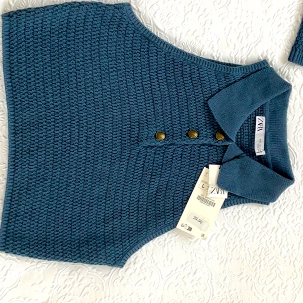 Knit sleeveless top